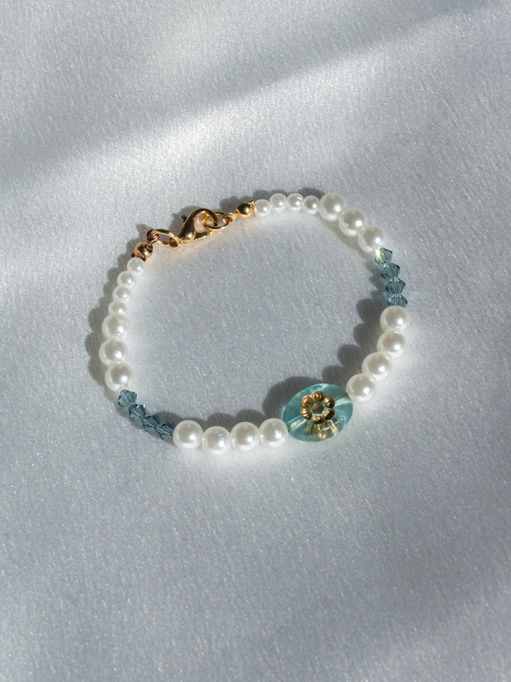 Aqua Bloom Pearl Bracelet