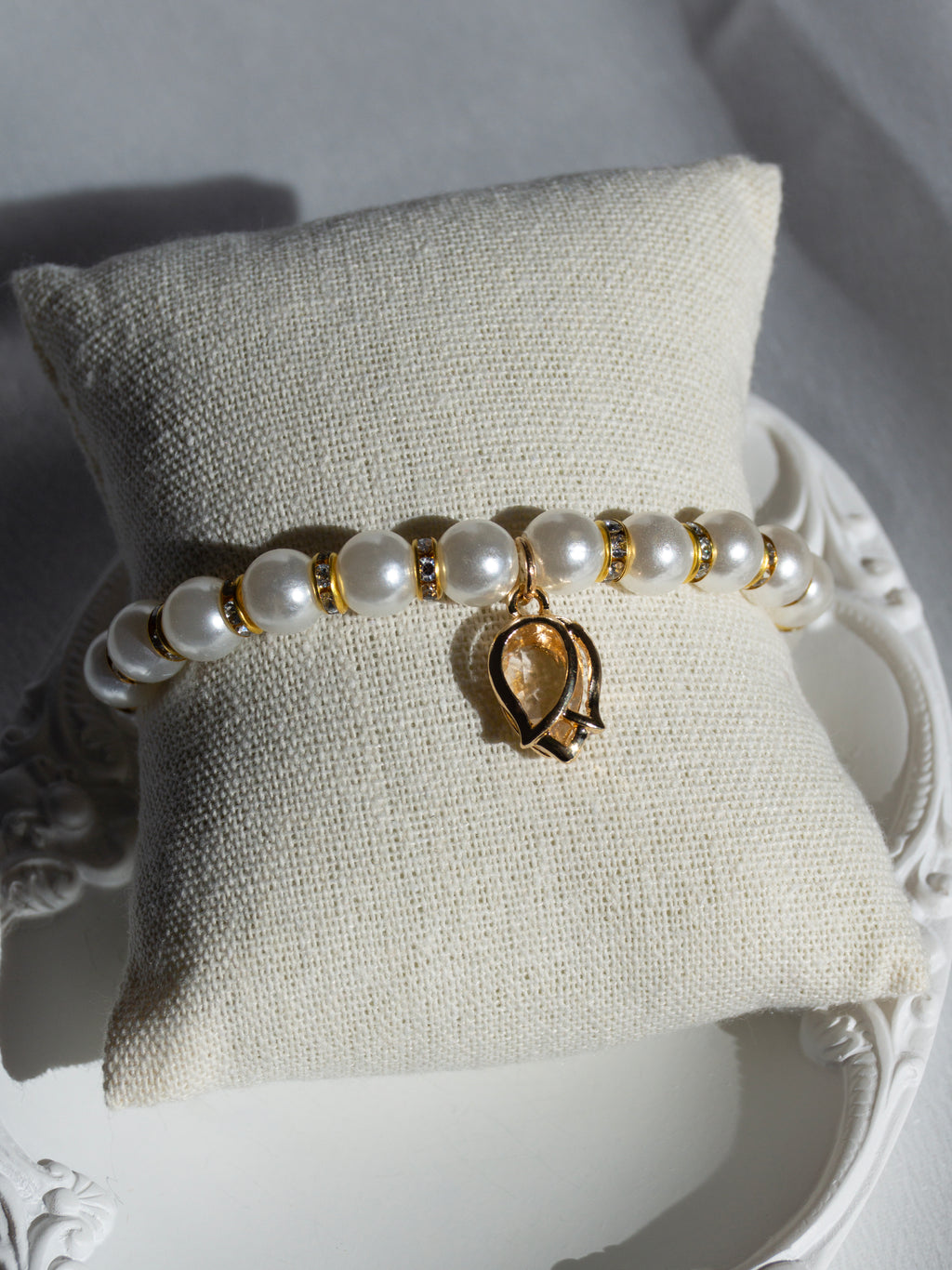 Classic Pearl Drop Bracelet