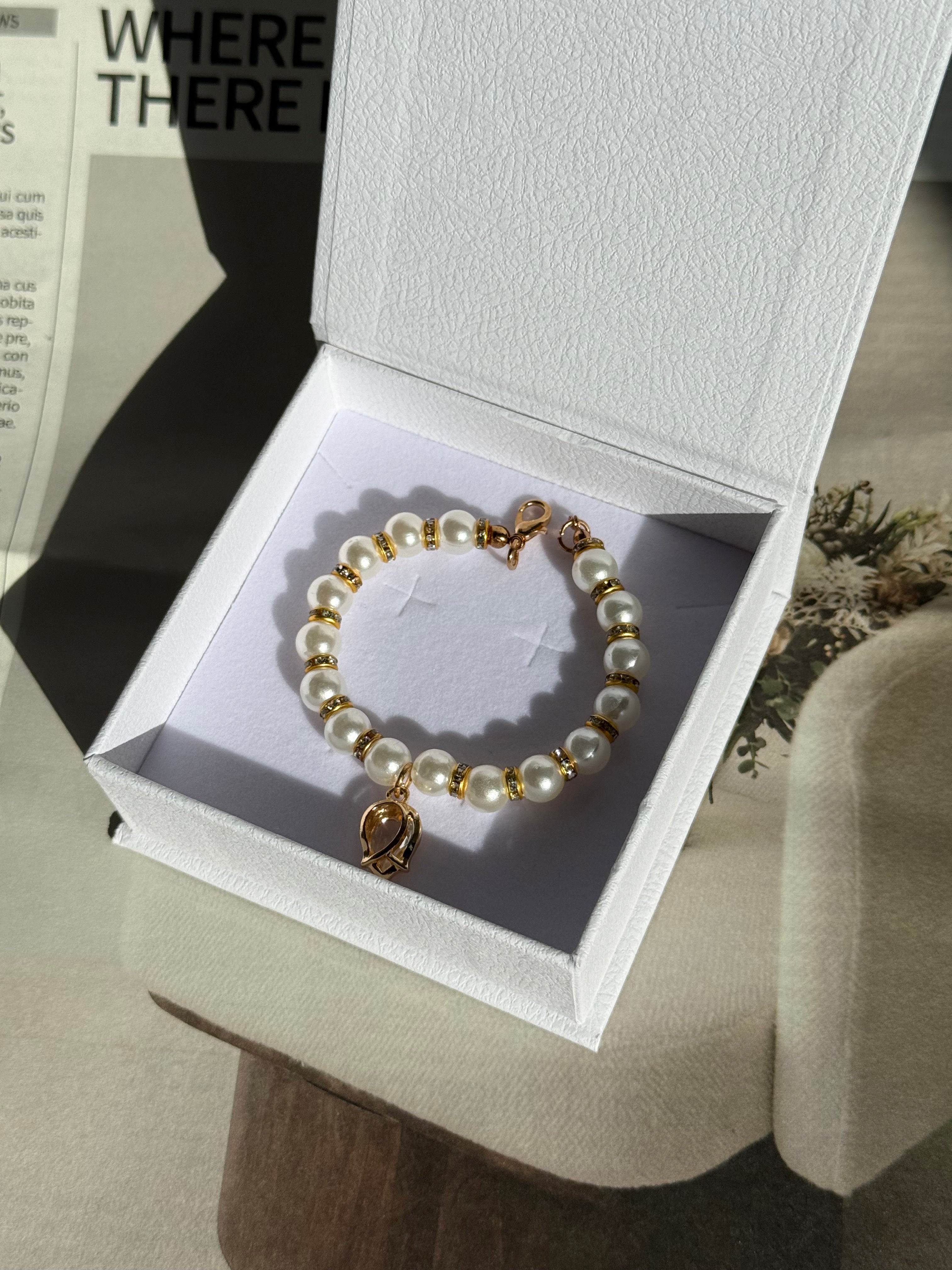 Classic Pearl Drop Bracelet