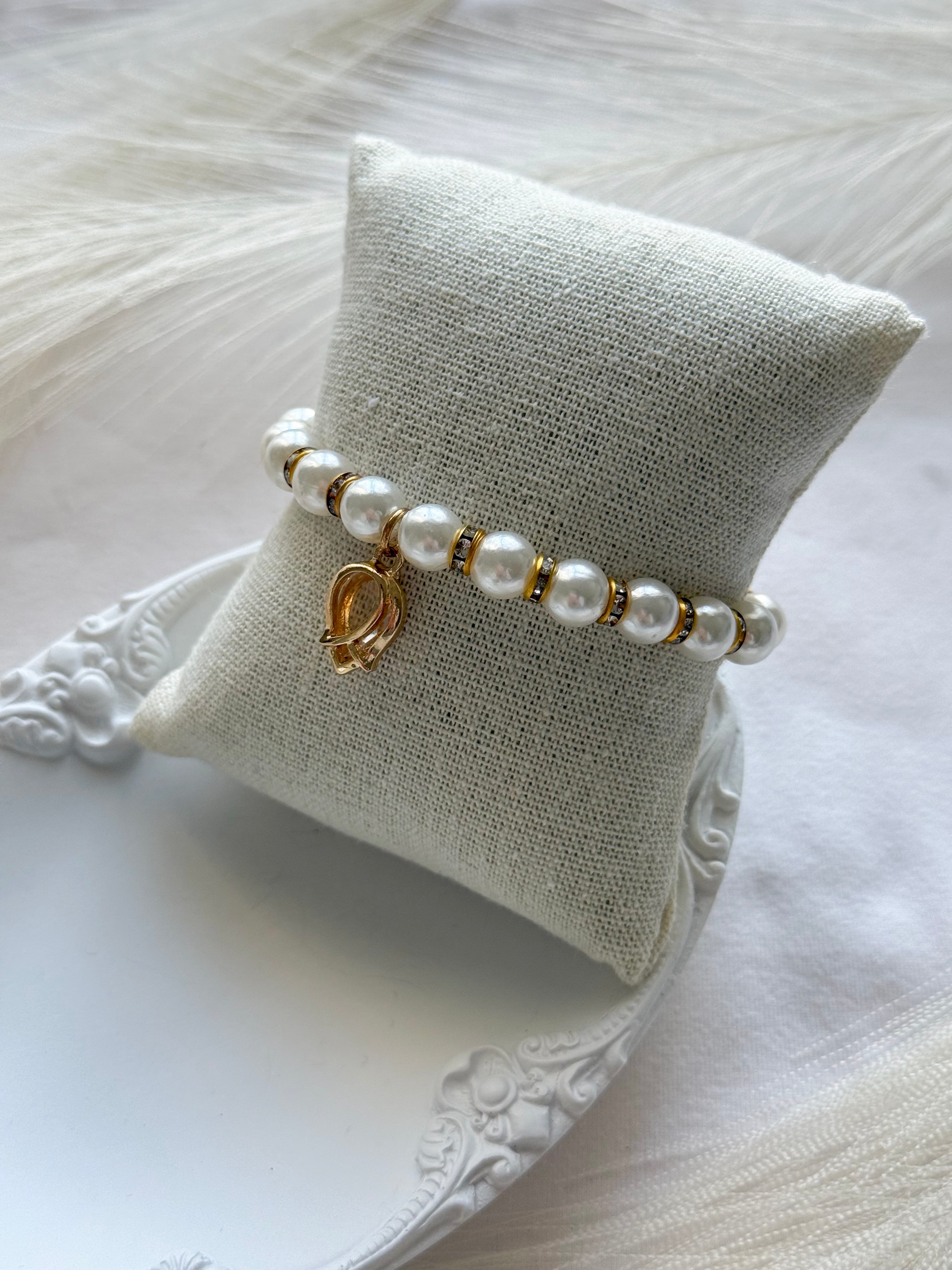 Classic Pearl Drop Bracelet