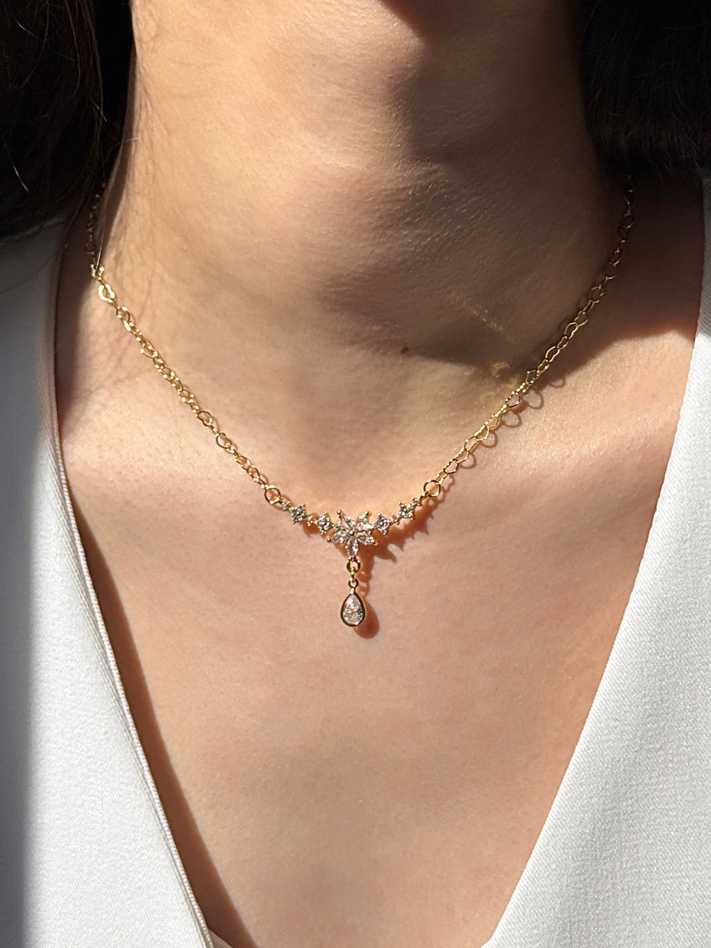 Fleur de Lumière Necklace