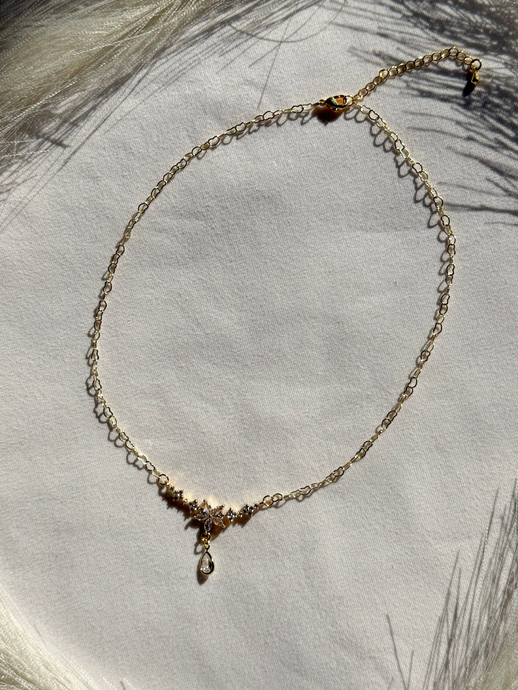 Fleur de Lumière Necklace