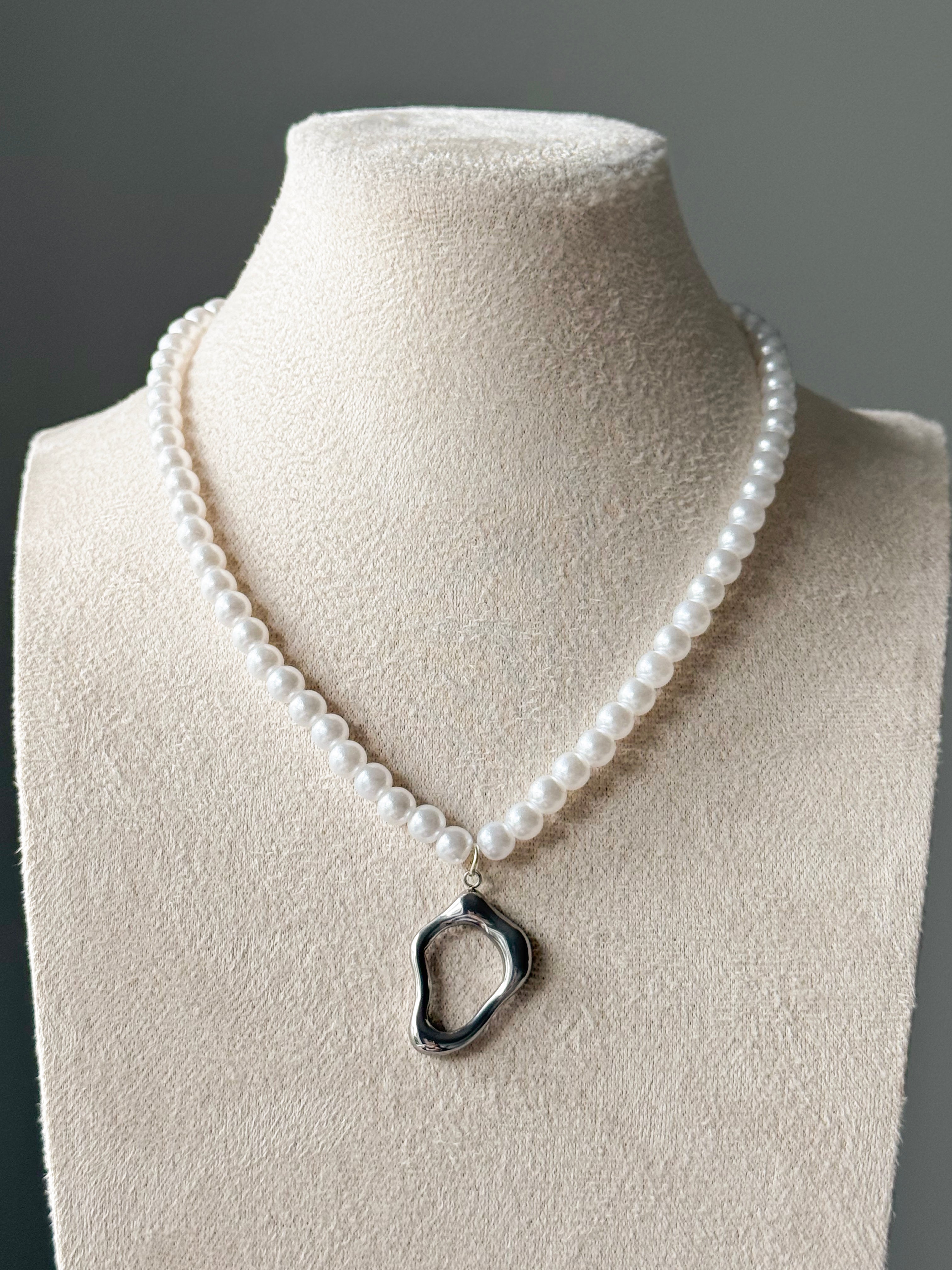 Noma Necklace
