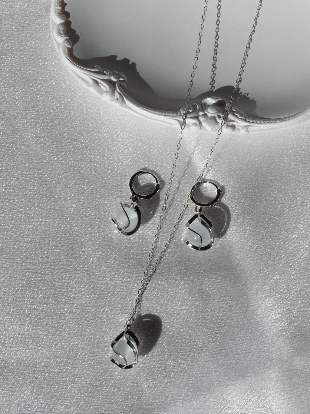 The Moon Drop Set