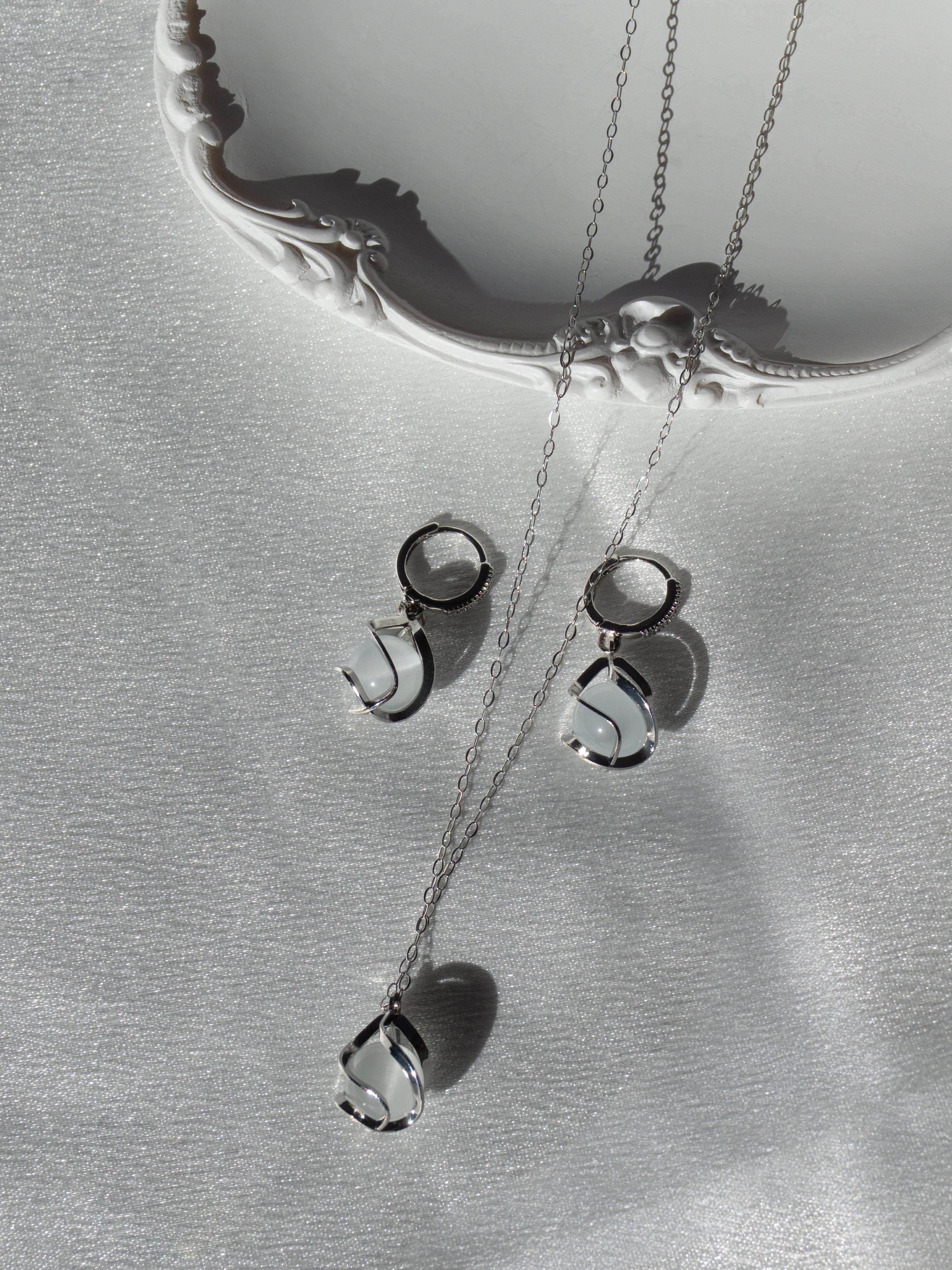 The Moon Drop Set