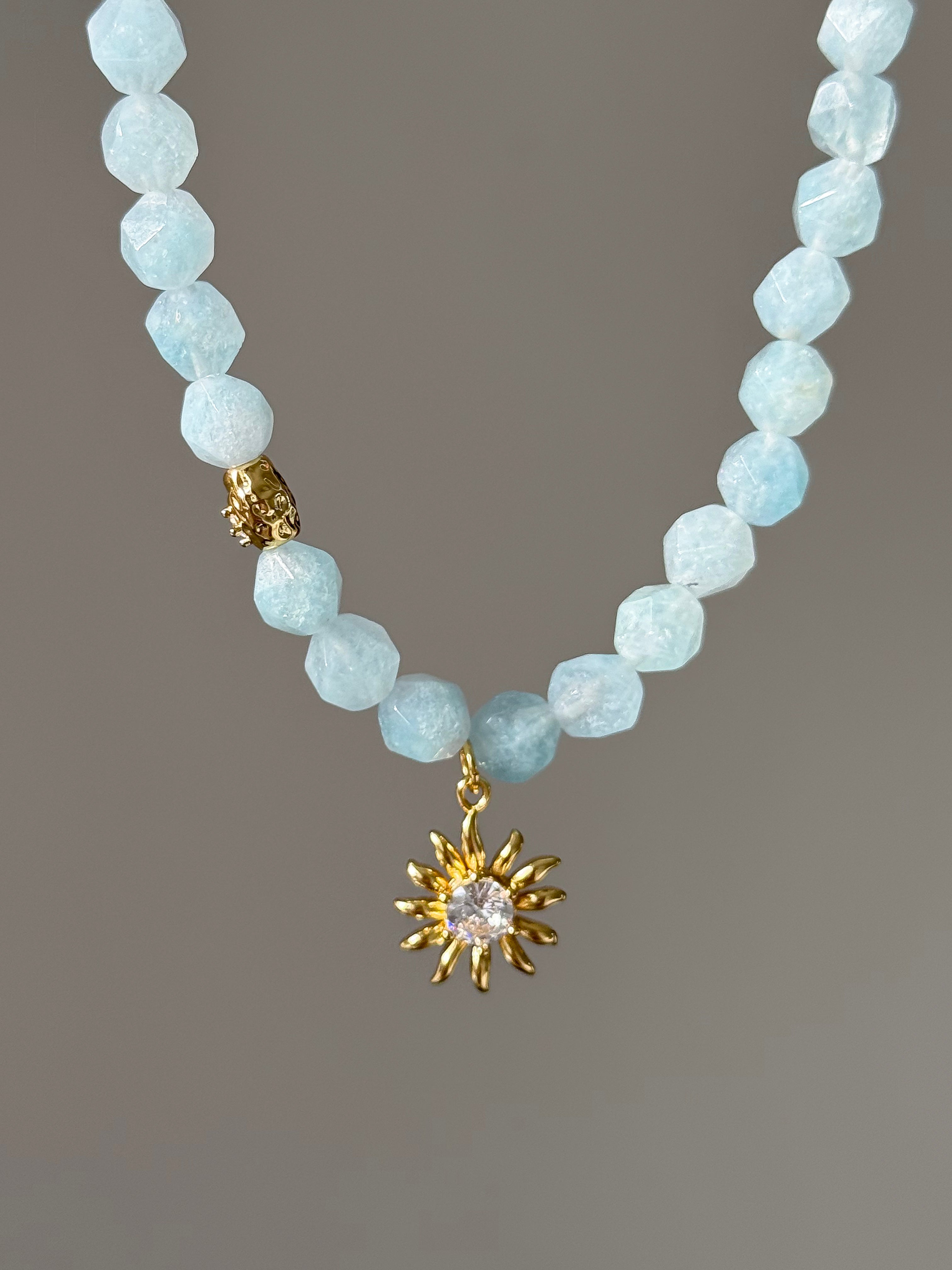 Velora Necklace